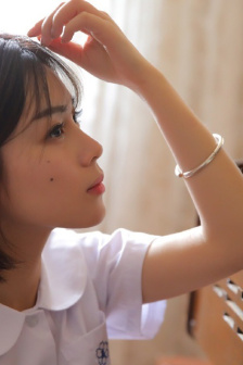 色小姐电影